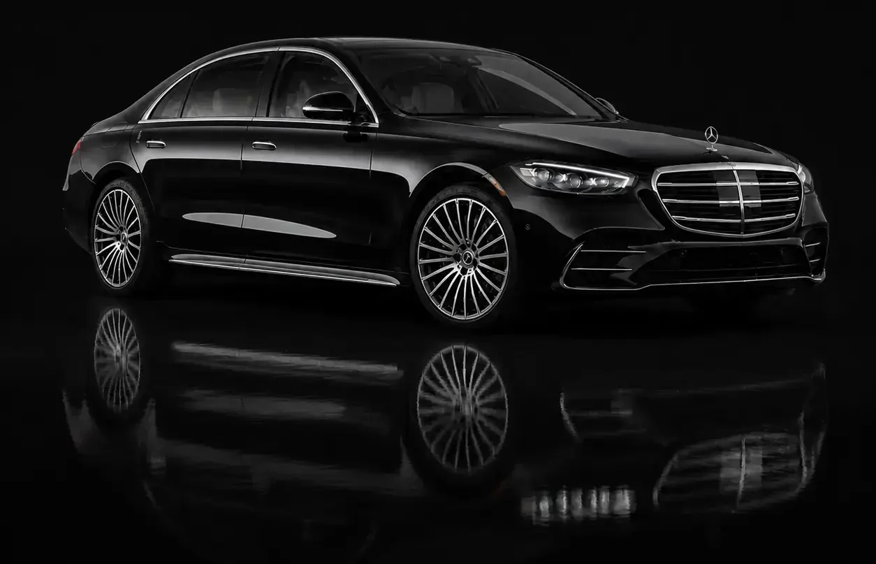 Luxury Sedan. BlackWingz Limo.